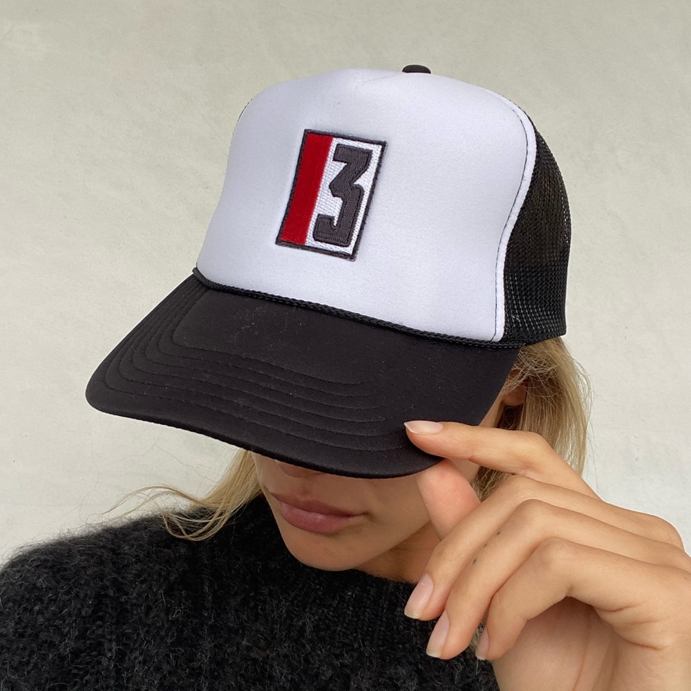 WILLBO TRUCKER HAT